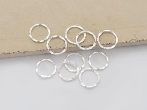 10 of 925 Sterling Silver Hammered Circle Closed Rings, Connectors 11.5mm.