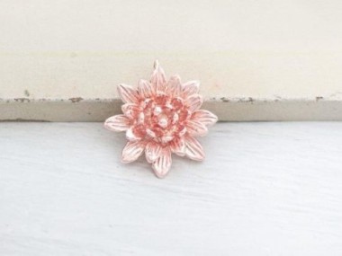 925 Sterling Silver Rose Gold Vermeil Style Lotus Flower Pendant 16mm.