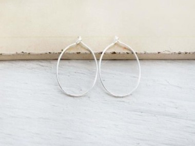 925 Sterling Silver Oval Hoop Earrings 18x28mm.